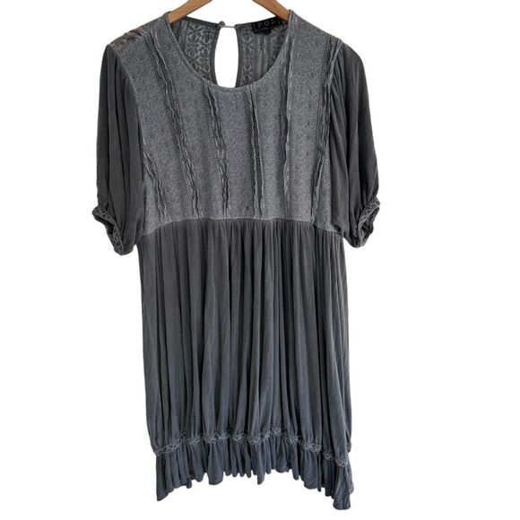 POL Gray Boho Cottage Lace Flowy Mini Dress Bell Sleeve Fairy Size Large‎ - Picture 1 of 12